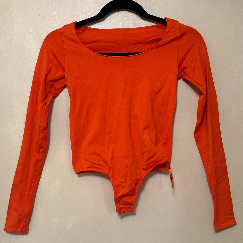 SKIMS Long Sleeve Orange Bodysuit, Size S/M